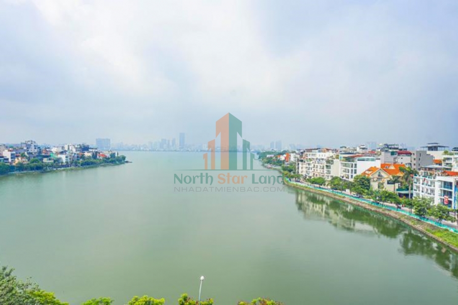 Thỏa thích ngắm Hồ Tây từ ban công căn hộ dịch vụ cho thuê Làng Yên Phụ 10