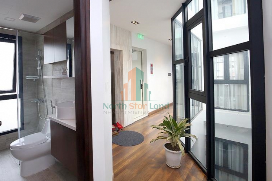 Cho thuê căn hộ dịch vụ 2 phòng ngủ, đầy đủ nội thất hiện đại tại trung tâm quận Tây Hồ 9