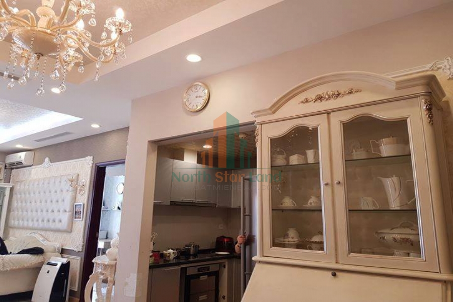 Bất ngờ với phong cách tân cổ điển sang trọng lịch lãm của căn hộ cho thuê tại Vinhomes Metropolis. 3