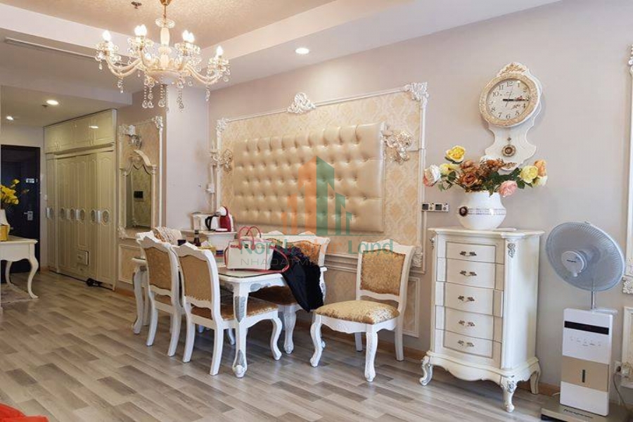 Bất ngờ với phong cách tân cổ điển sang trọng lịch lãm của căn hộ cho thuê tại Vinhomes Metropolis. 7
