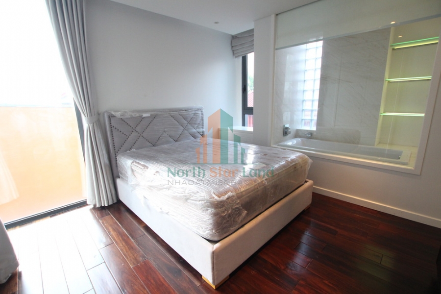 Nhanh tay thuê ngay căn hộ dịch vụ 3 phòng ngủ nội thất sang trọng ngay cạnh Hồ Tây 19