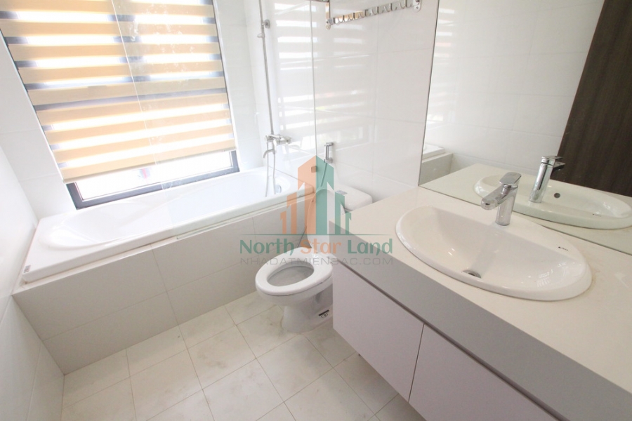 Cho thuê căn hộ dịch vụ phố Tô Ngọc Vân sát Hồ Tây giá cạnh tranh 1