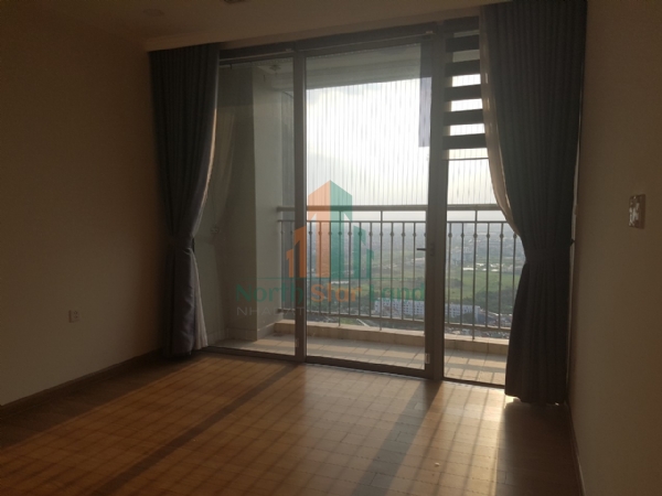 Căn hộ cao cấp 4 phòng ngủ Vinhomes Gardenia, có ban công, view khu dân cư, thoáng mát cần cho thuê khu vực quận Nam Từ Liêm